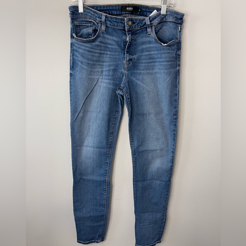Hudson Jeans woman’s  Classic Blue Skinny Jeans